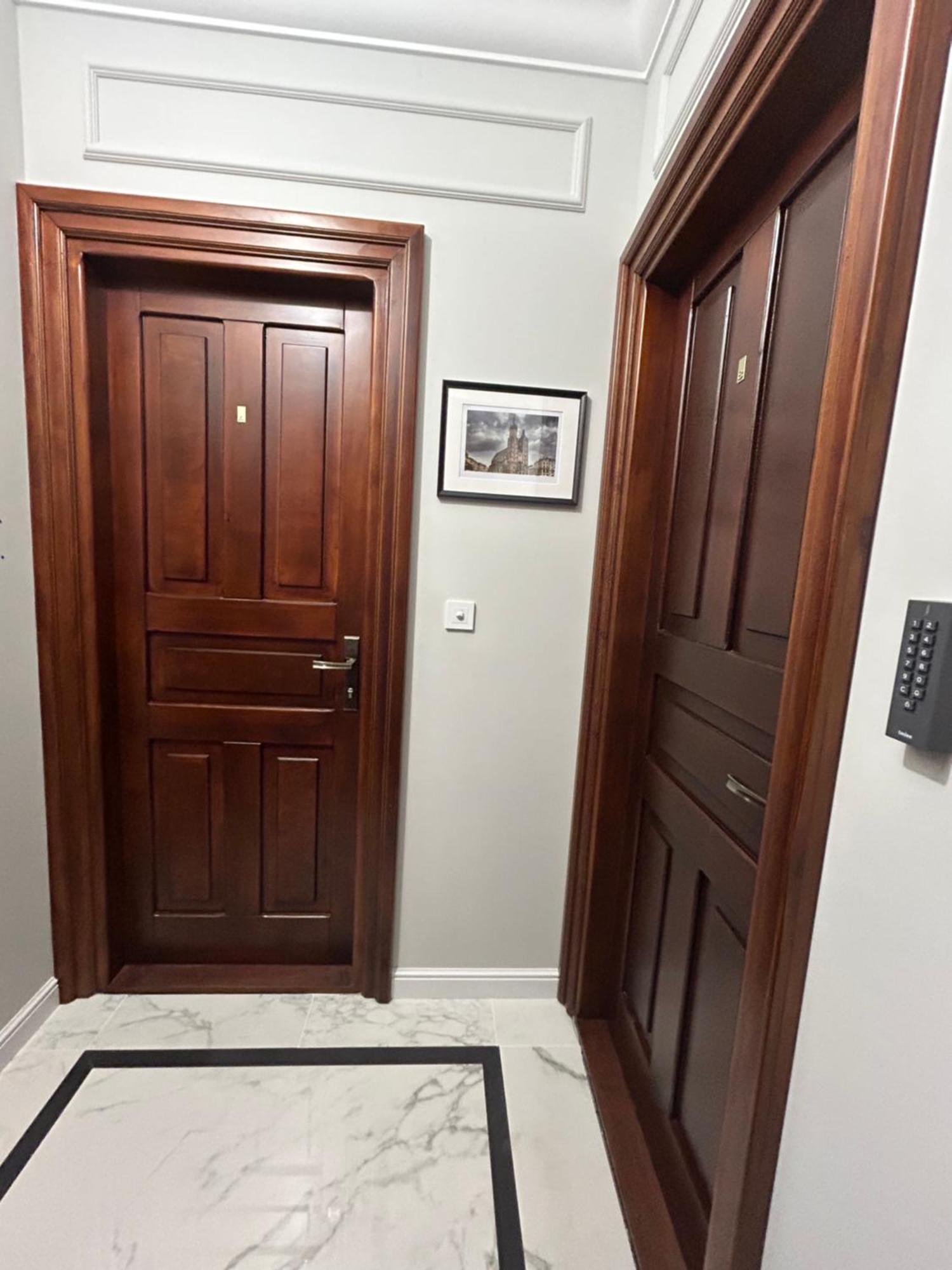 Charm & Comfort Renovated Gem In Old Town Sarego Apt B Krakau Exterior foto